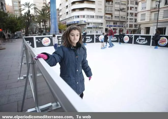 Galería de fotos -- Ilusión sobre patines en la pista de hielo ecológica