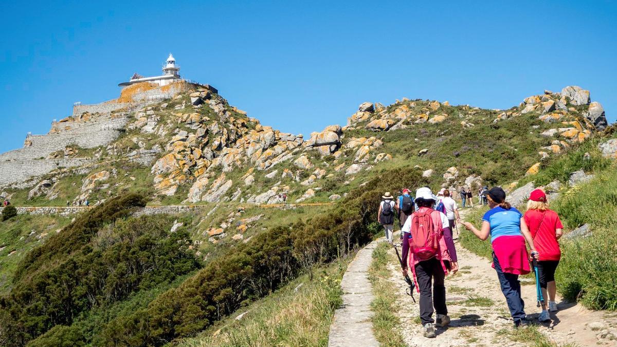 El programa Camiño a Camiño de primavera 2025 incluye dos rutas por las Islas Cíes.