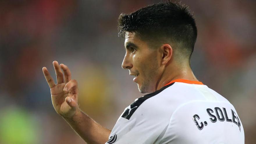 Carlos Soler: Blindaje de contrato al límite