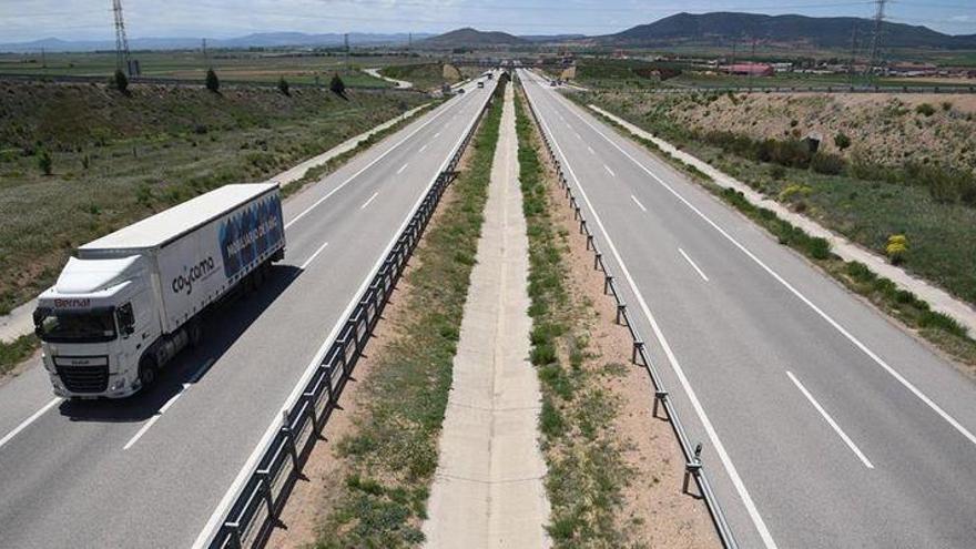 Choque de camiones en la autovía A-23