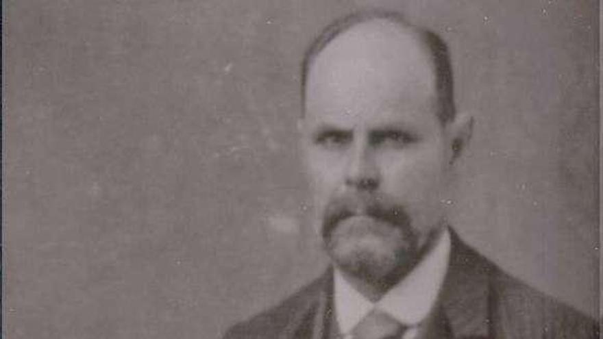 El exdirector Anselmo González Álvarez.  // Cedida por la Artística de Merza