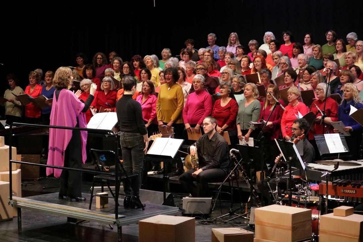 Les imatges de la cantata 'A la ciutat' de Figueres Les imatges de la cantata 'A la ciutat' de Figueres