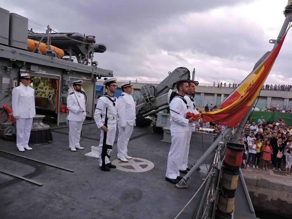 Jornada de puertas abiertas en Águilas con la Armada