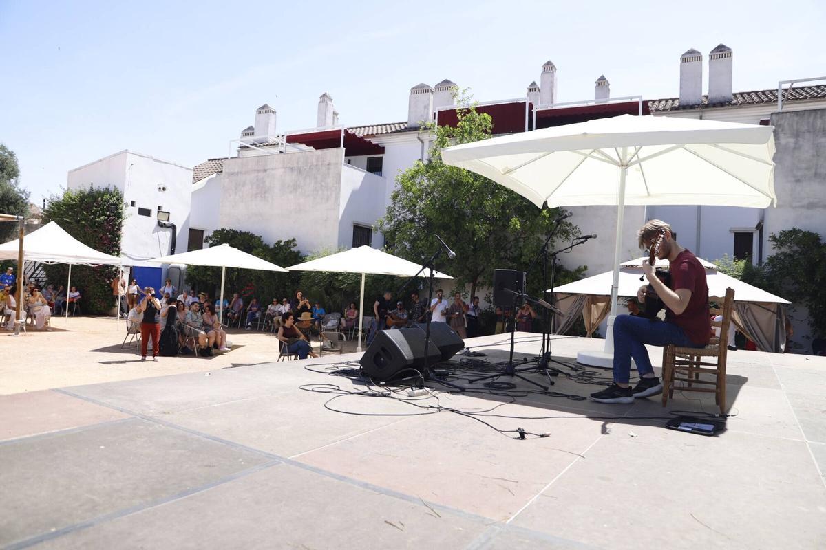 I encuentro músicos callejeros en cine fuenseca