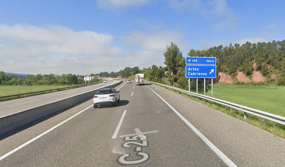 Imatge de la C-25, al seu pas per Artés