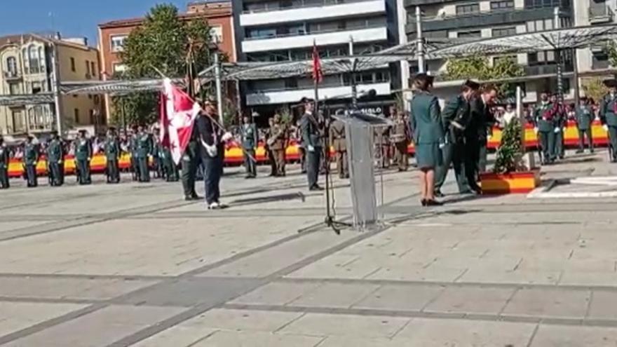 VÍDEO | Ofrenda floral por los fallecidos en acto de servicio: "La muerte no es el final"