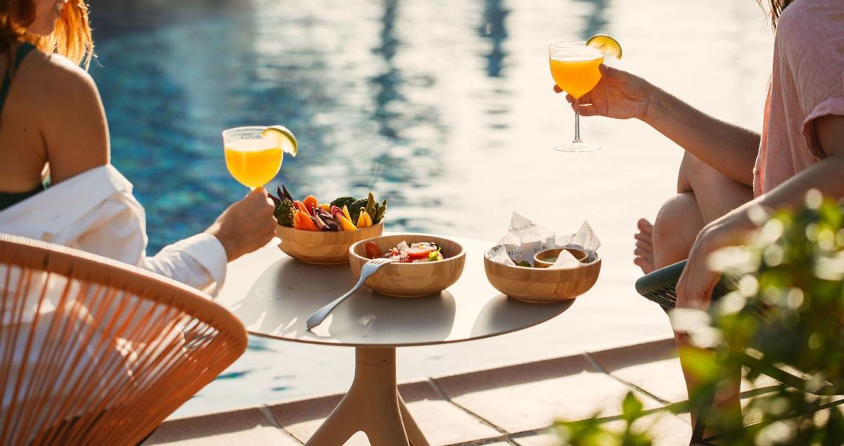 Podrás disfrutar de la amplia oferta gastronómica y de cócteles de los bares y restaurantes del hotel. | LUANA FAILLA