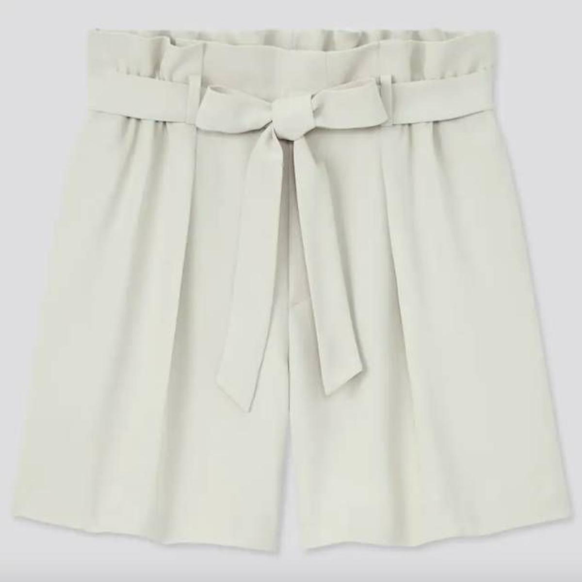 Pantalones cortos en color marfil de Uniqlo