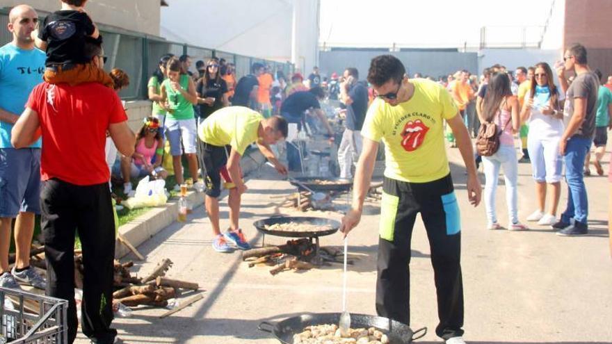 Onda saborea la Fira con las paellas