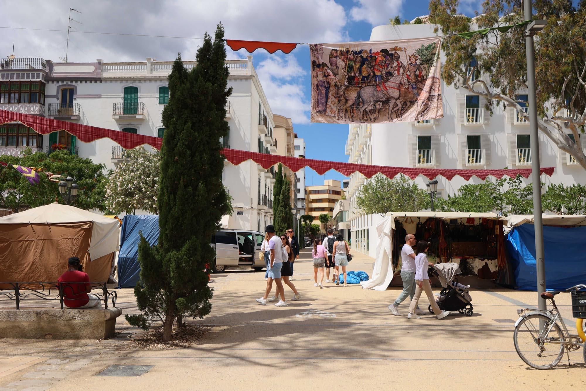 Preparativos de la feria Eivissa Medieval