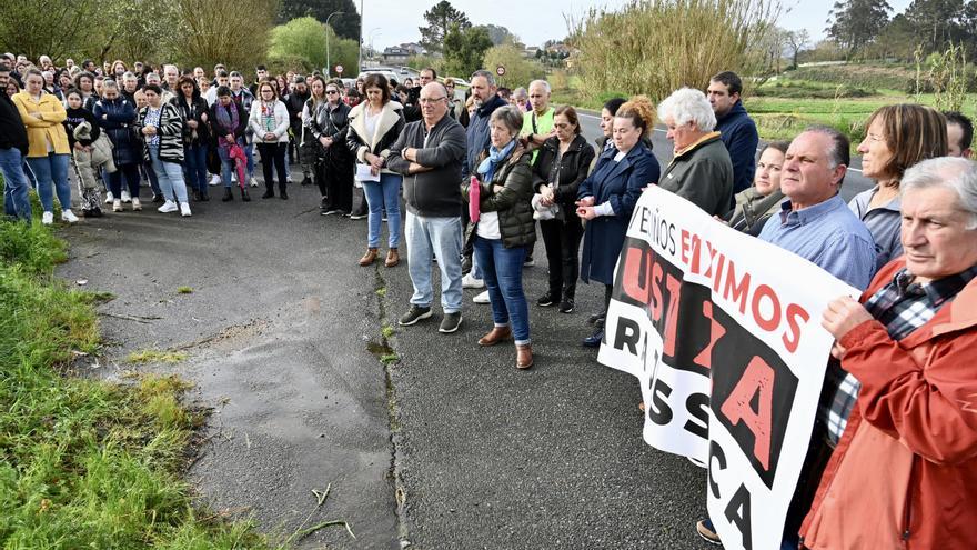 Un multitudinario homenaje pide en Barro &quot;Xustiza para Jéssica&quot;