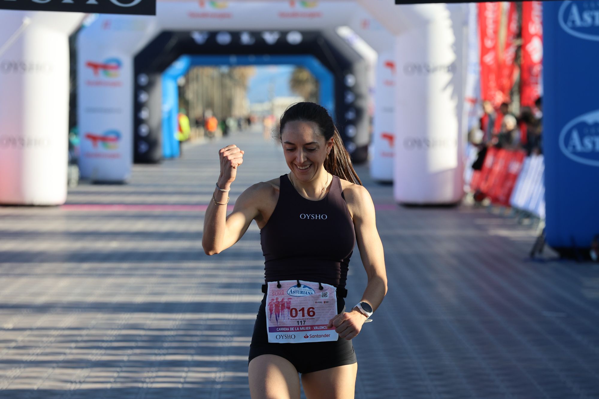 Carrera de la Mujer 2025: Las mejores imágenes del evento