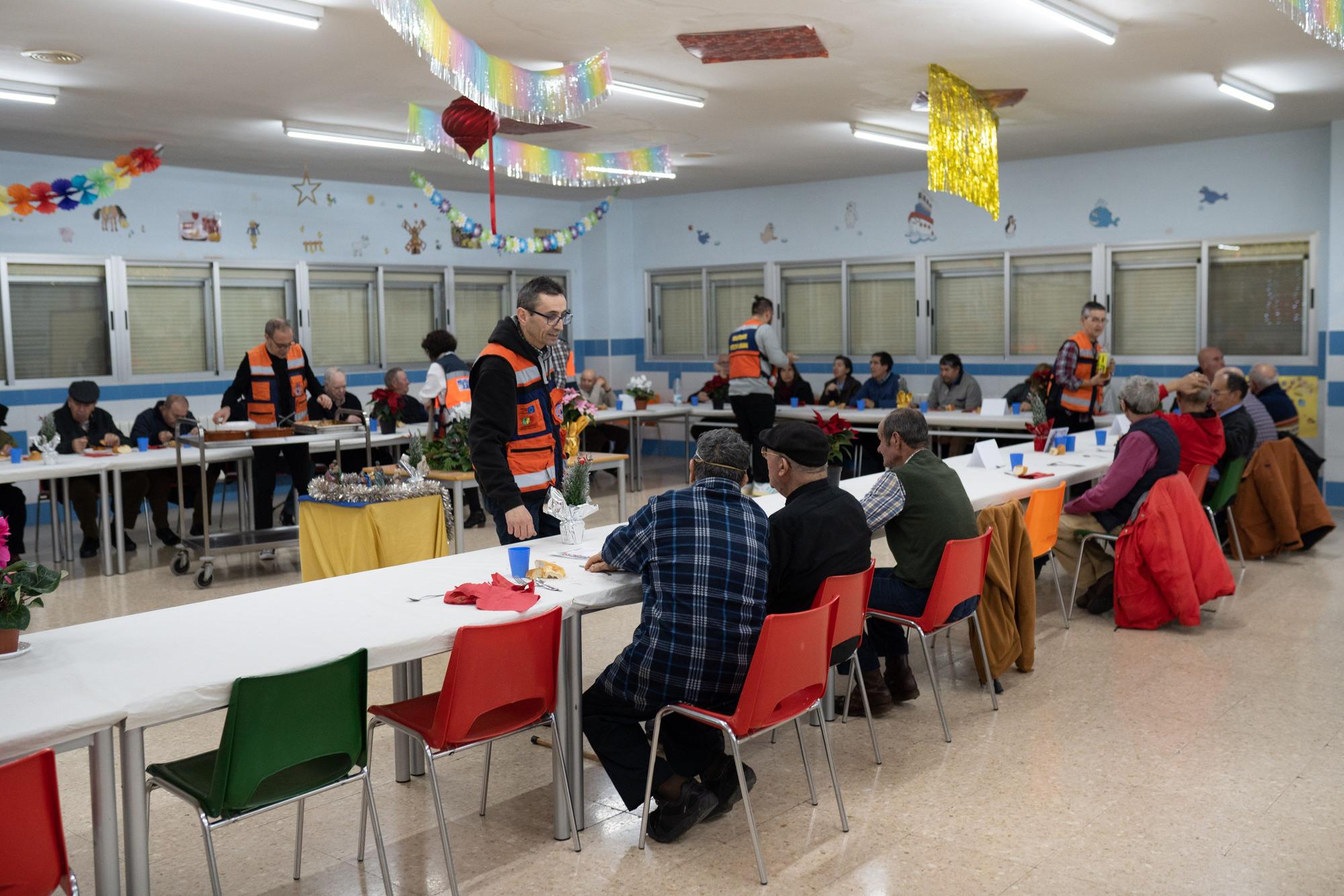 Cena solidaria de Nochebuena de Protección Civil Zamora