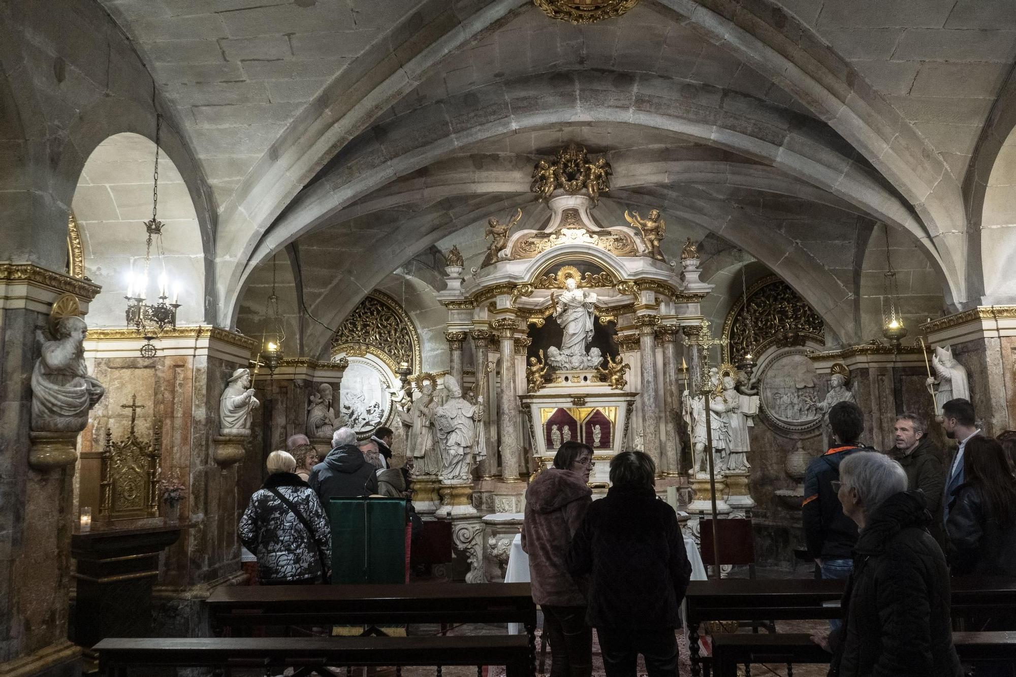 Homenatge a Pere Roca i Fius, "decorador", per la seva dedicació a la basílica de la Seu