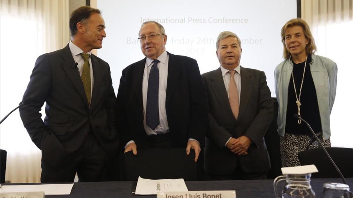 De izquierda a derecha, J. Antonio Valls, Josep Lluis Bonet, Fernando J. Butgaz y Maria Naranjo, en la presentación de Alimentaria 2018.