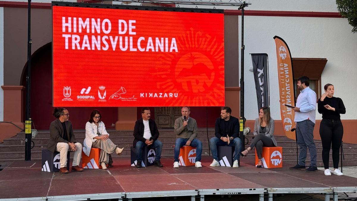 Un momento de la presentación del himno de la Transvulcania