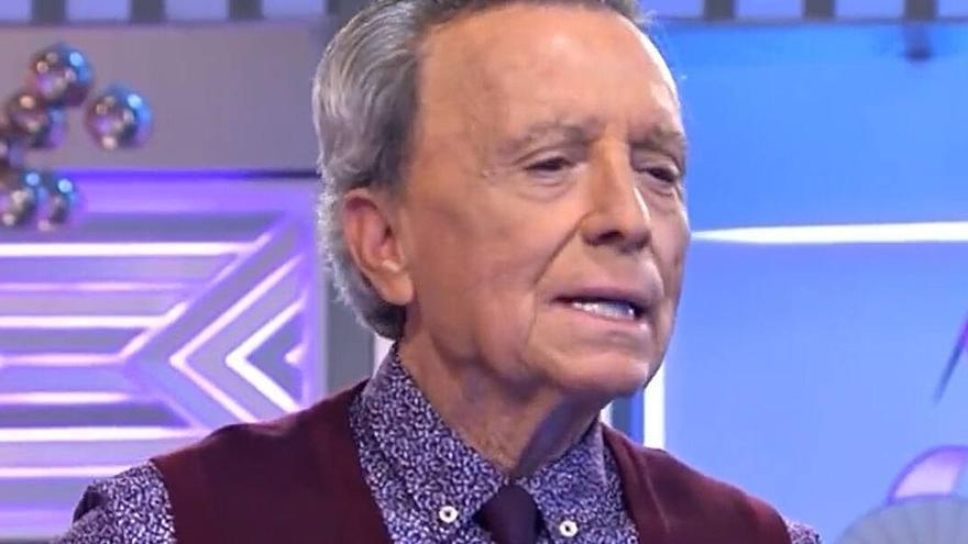 Ortega Cano reaparece acompañado por su hijo y zanja los rumores sobre su polémica paternidad: &quot;La familia está rota&quot;