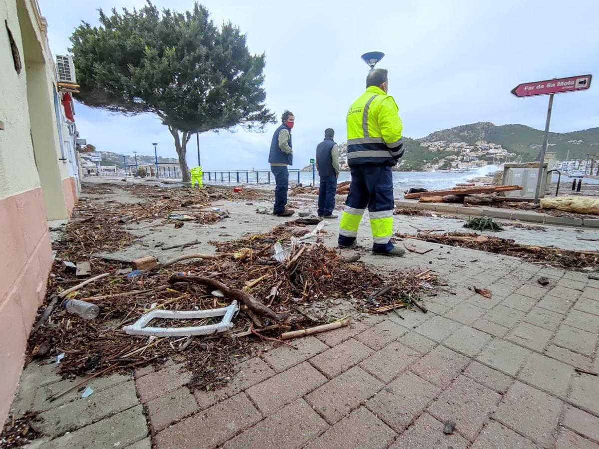 Bella provoca grandes destrozos en el Port d'Andratx