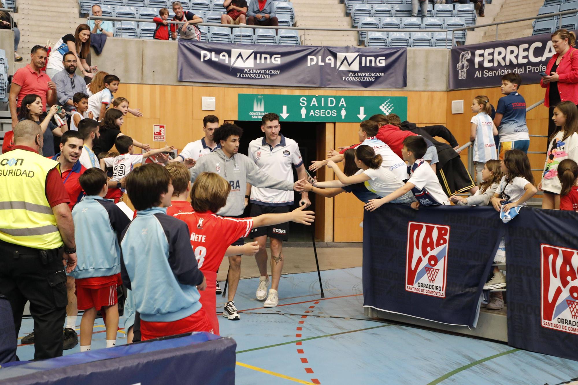 Galería fotográfica Obradoiro - Fuenlabrada: búscate en la grada