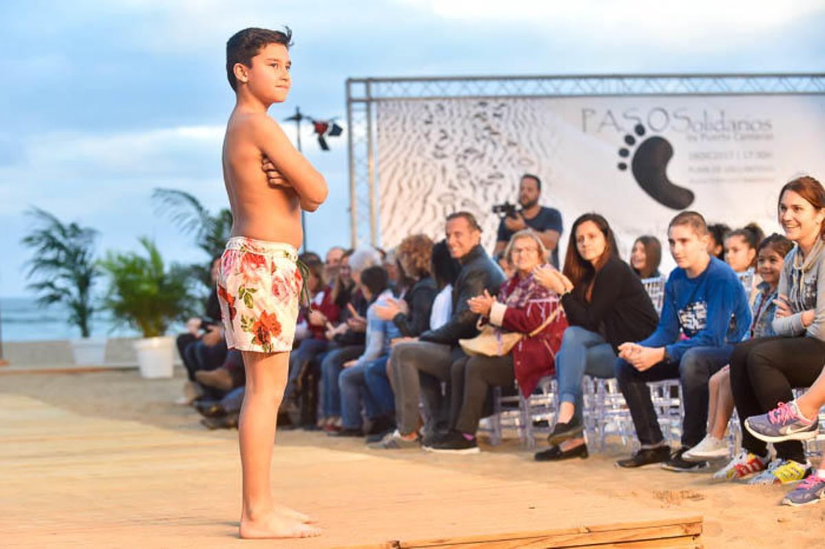 Desfile solidario a favor de Pequeño Valiente Desfile solidario a favor de Pequeño Valiente