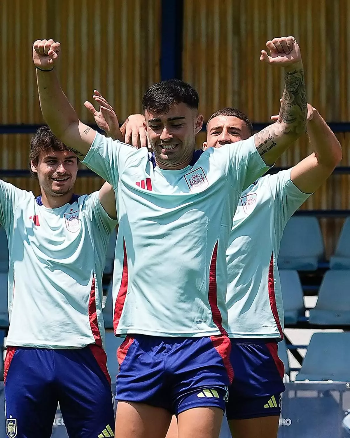 Moleiro y Herzog están con la selección española sub-21, ¿pero recuerdas cuántos canteranos de la UD Las Palmas han jugado con la 'Rojita'?
