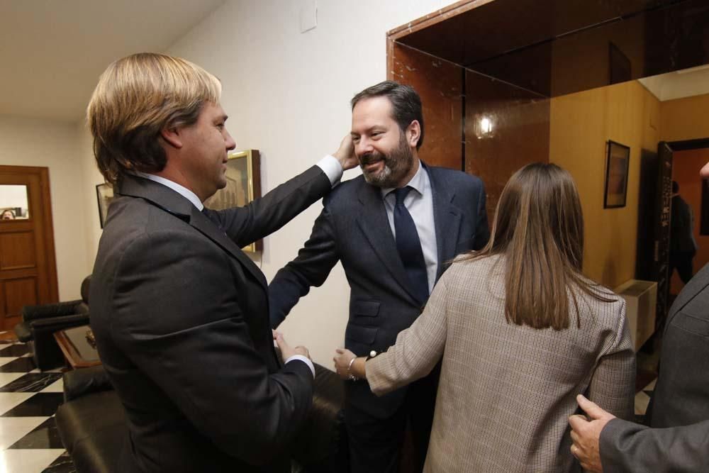 Esther Ruiz traspasa la delegación de la Junta a Antonio Repullo