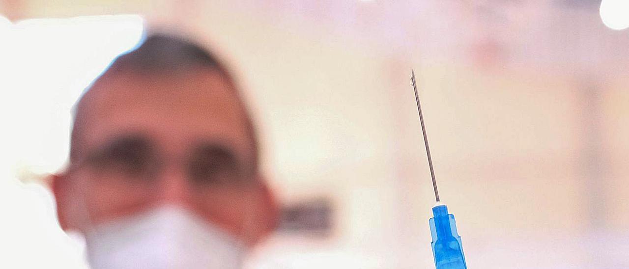 Proceso de vacunación masiva contra el coronavirus. | ÁXEL ÁLVAREZ