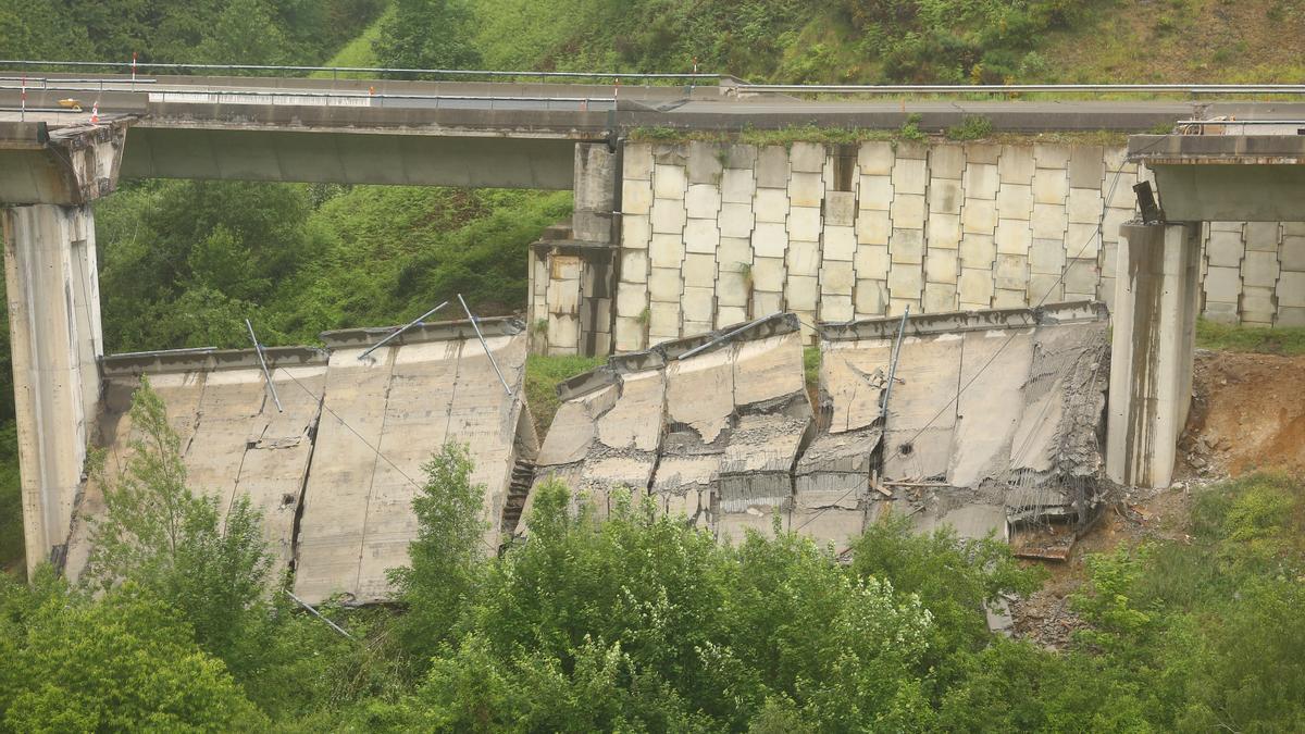 Estado del puente tras el derrumbe.