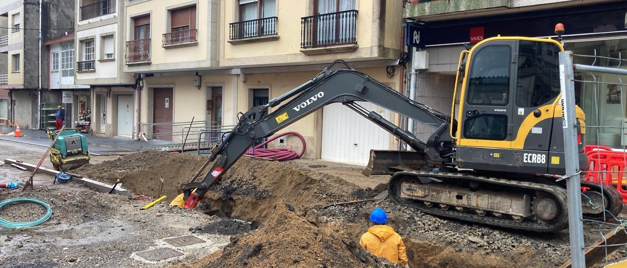 La calle Alexandre Bóveda, cuyas obras podrían acabar a finales de marzo o principios de abril. |   //  FDV