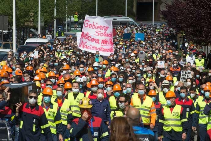 Reclaman en Viveiro la continuidad del aluminio