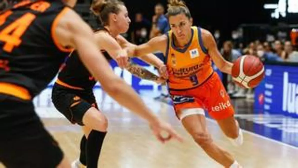 Queralt Casas, baja en el estreno en EuroCup Women