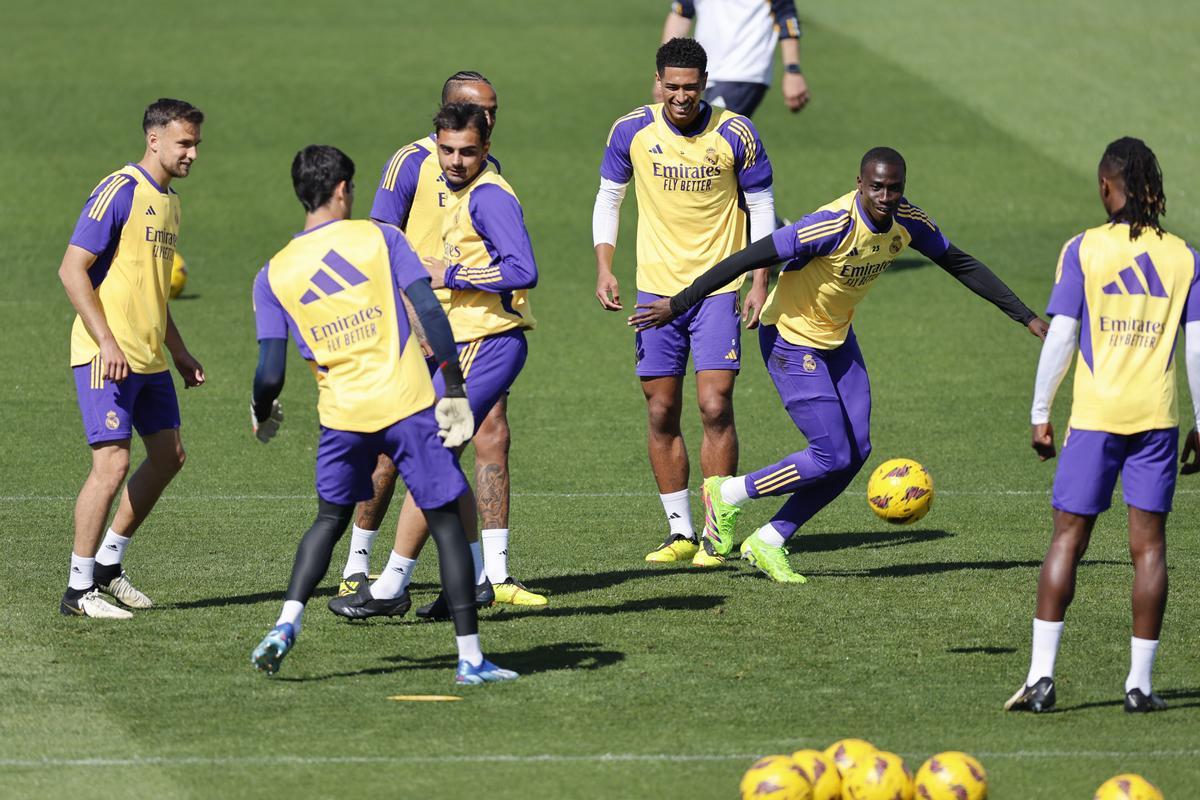 Así fue el último entrenamiento del Real Madrid antes de visitar Mallorca