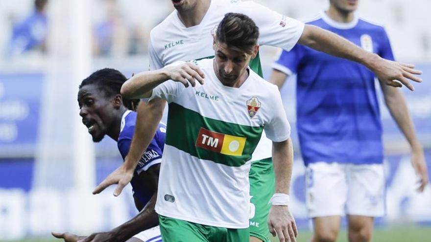 Javi Flores, ayer, en el Carlos Tartiere