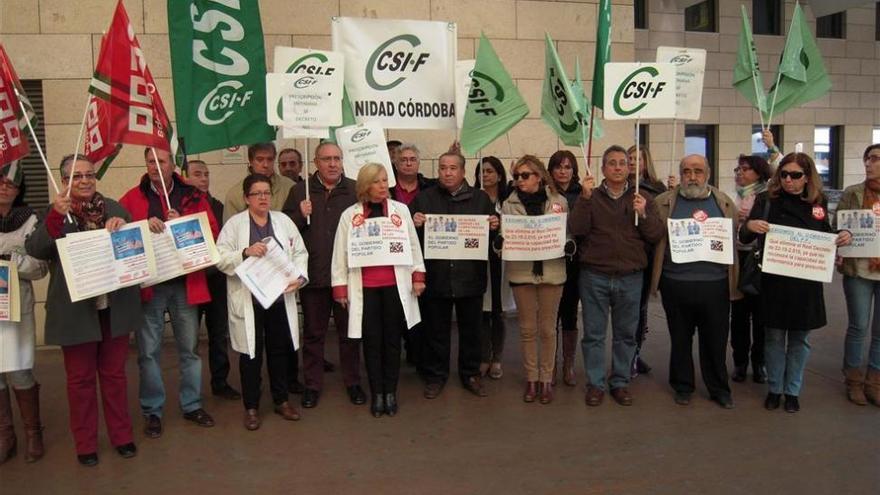 Nueva protesta contra la prohibición de los enfermeros para prescribir