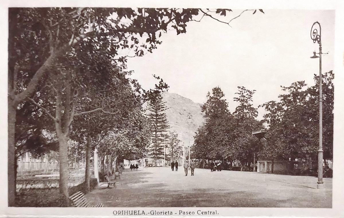 Glorieta de Gabriel Miró en Orihuela