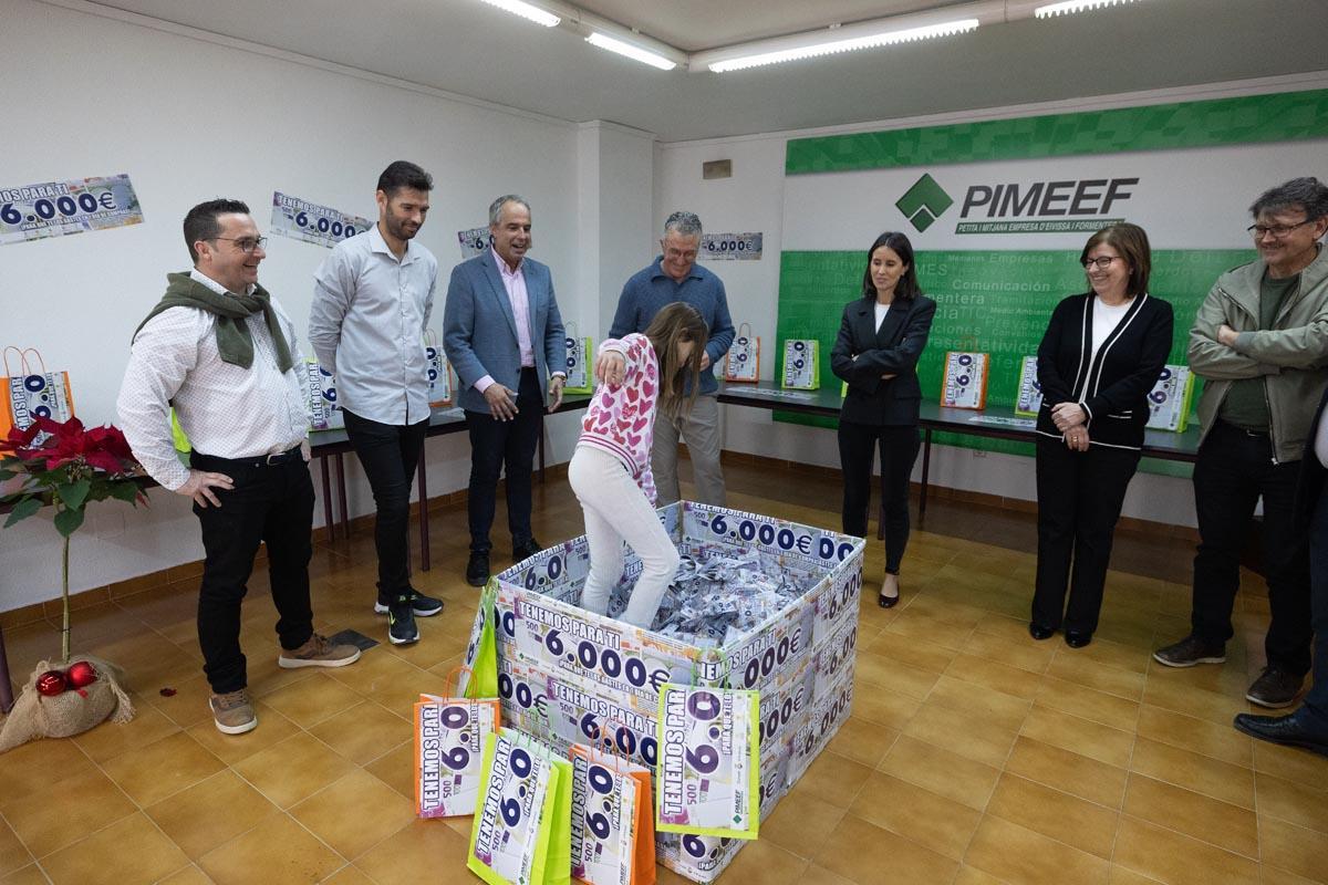 Galería: Los 6.000 euros de la Pimeef para gastar en compras ya tienen dueña