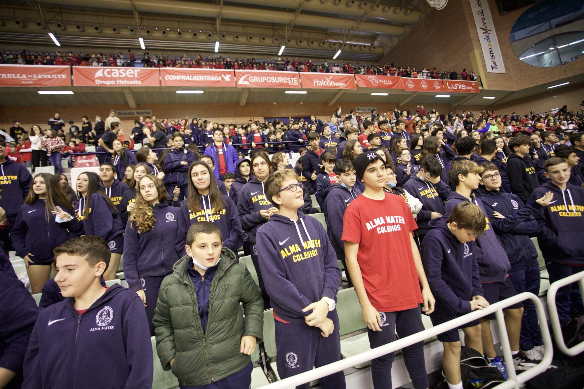 Partido del recreo en el UCAM Murcia con miles de escolares