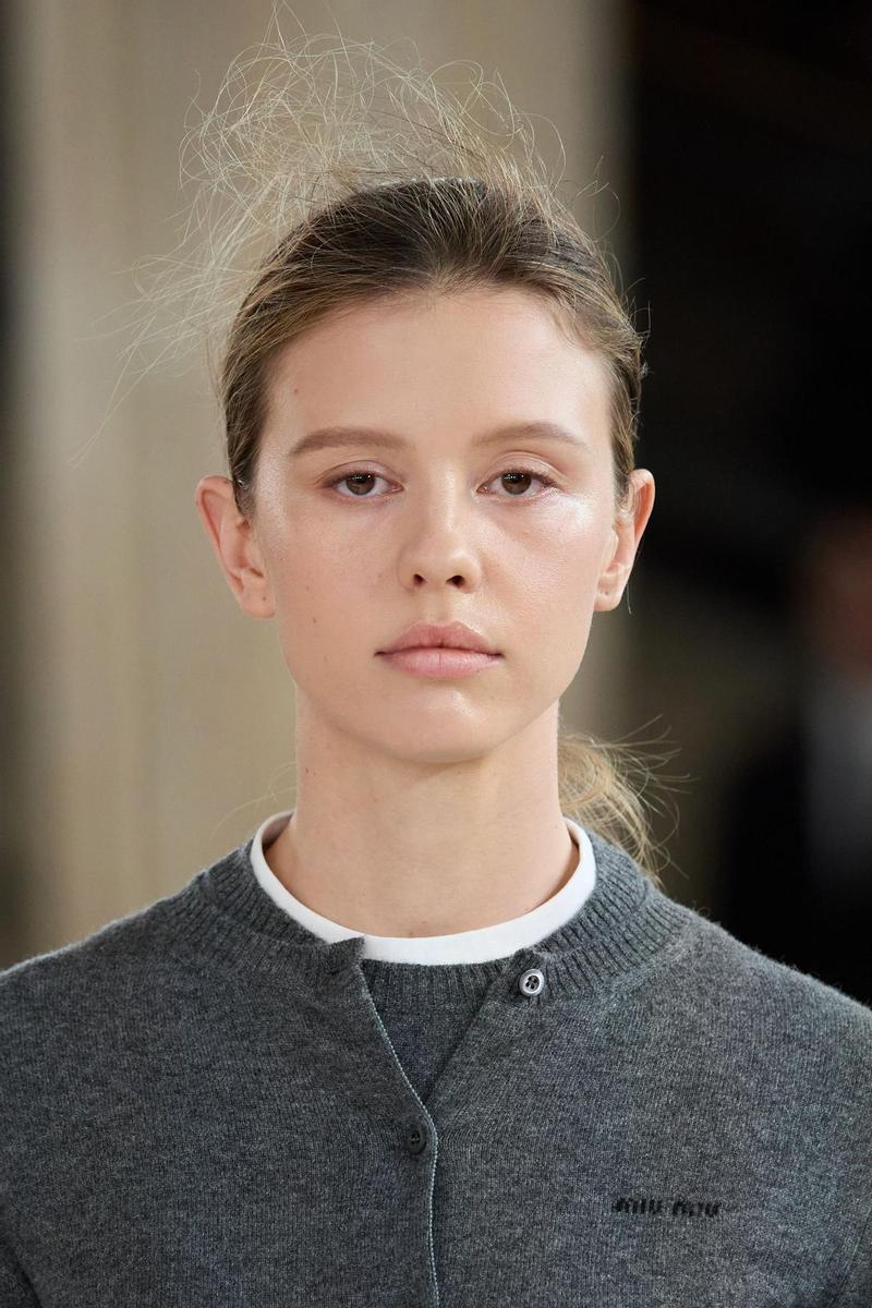 Pelo despeinado en Miu Miu