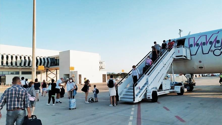 El aeropuerto de Castellón recupera la ruta de Bucarest con dos frecuencias semanales