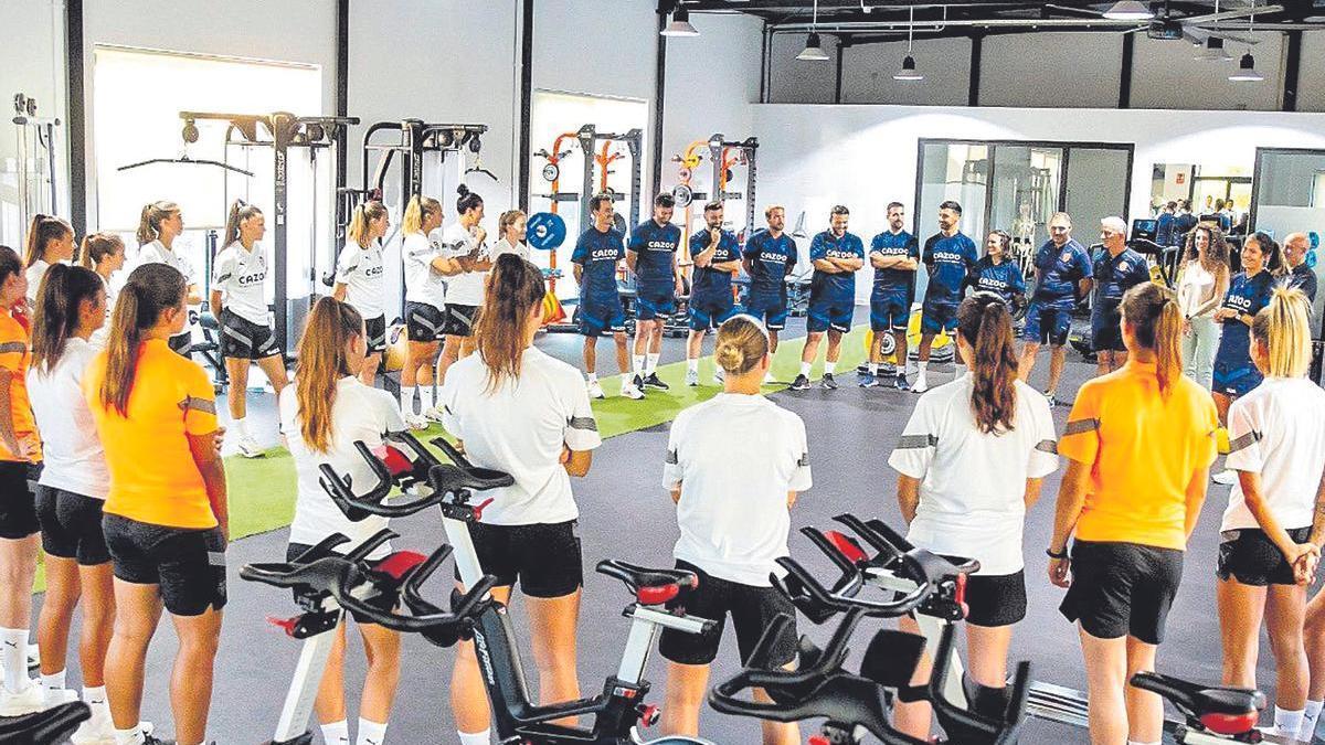 Las jugadoras del Valencia durante un entrenamiento