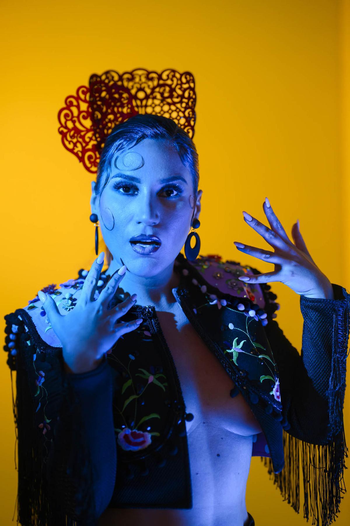 Laura Gallego llega al Gran Teatro de Córdoba con 'La última folclórica'