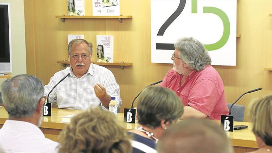 Herrero: «Sufrimos una crisis de Estado con la peor clase política»