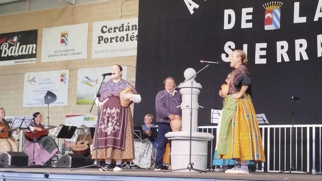 Bajo el título ‘El arca de la abuela’, el hilo conductor del espectáculo ofreció una tierna estampa costumbrista.