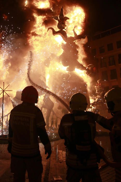 Cremà de la falla Convento Jerusalén