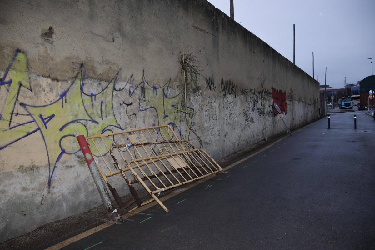 Así avanzan los trabajos para la recuperación de los terrenos de Naval Gijón (en imágenes)