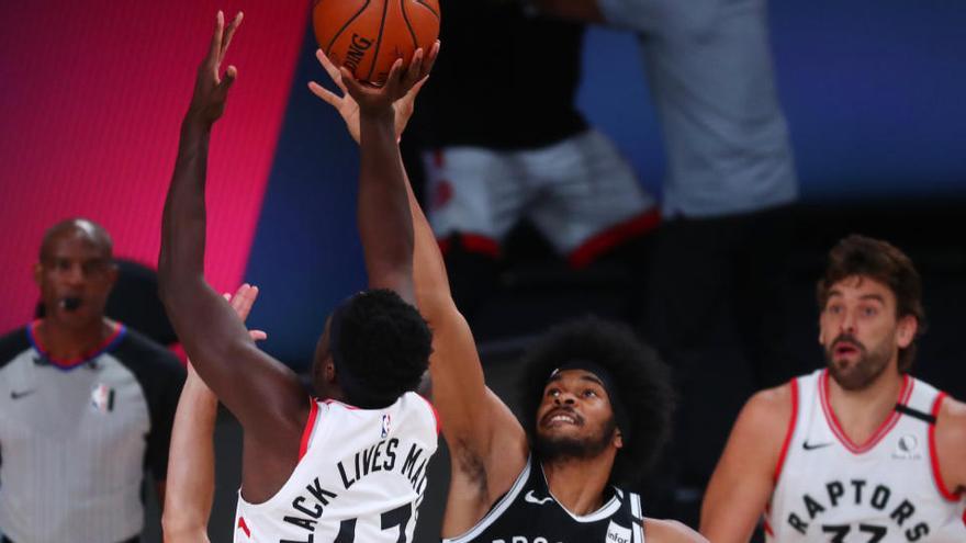 Una jugada del Toronto Raptors-Brooklyn Nets.