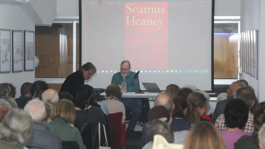 Décimo aniversario de la muerte de Seamus Heaney