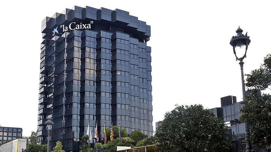 Els consells de CaixaBank i Bankia preveuen aprovar avui la seva fusió
