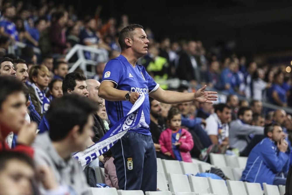 El partido entre el Real Oviedo y el Tenerife, en imágenes