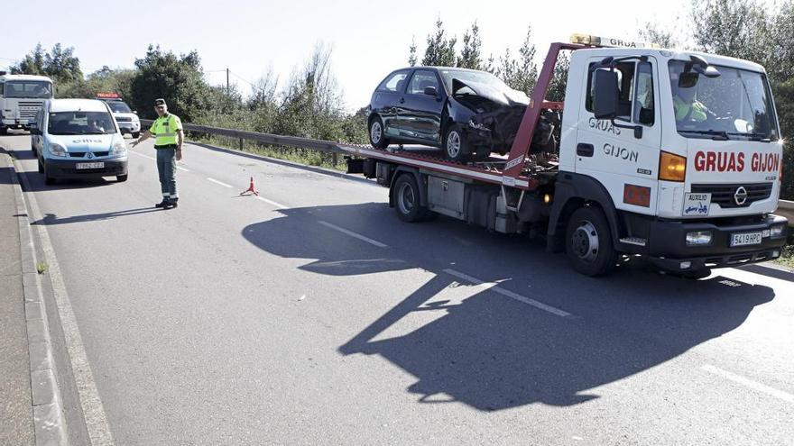 El vehículo siniestrado tras el accidente